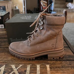 Timberland Courmayeur Valley 6” boot in Taupe Nubuck